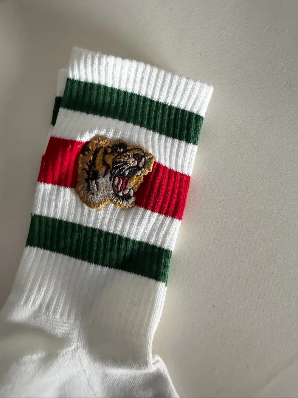 Gucci White Crew Socks with Green and Red Stripes and Tiger Patch
